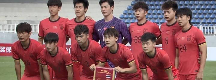 ee, 脚射门, 顺利晋级淘 ee, 脚射门, 顺利晋级淘