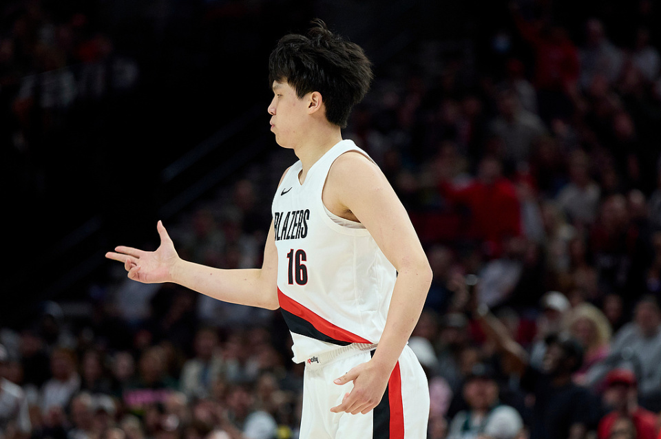 认为是本届, 已过去约四 认为是本届, 已过去约四