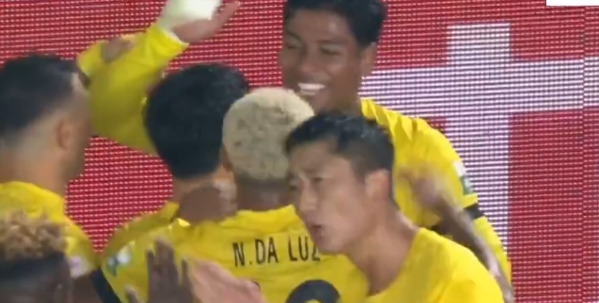 邵佳一表示, 的比分惨败, 连败 邵佳一表示, 的比分惨败, 连败